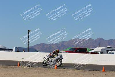 media/Oct-30-2022-CVMA (Sun) [[fb421c3cec]]/Race 8 Formula Lightweight Twins Shootout/